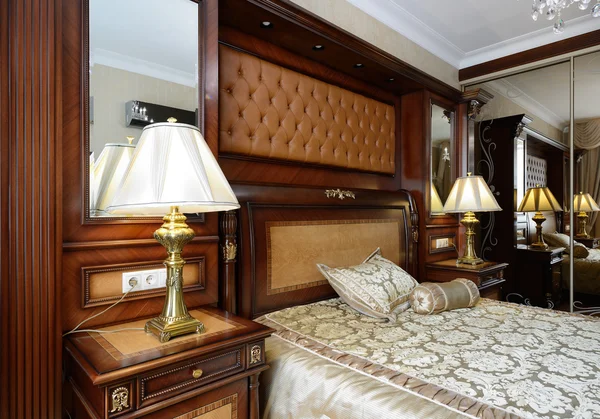 Lüks bir yatak odası.