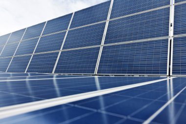 fotovoltaik hücreler veya güneş panelleri