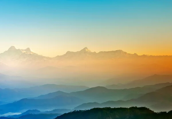 Early sunrise in mountains — Stock Photo, Image