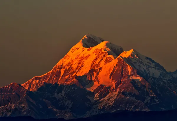 Üç dağ zirveleri trishul