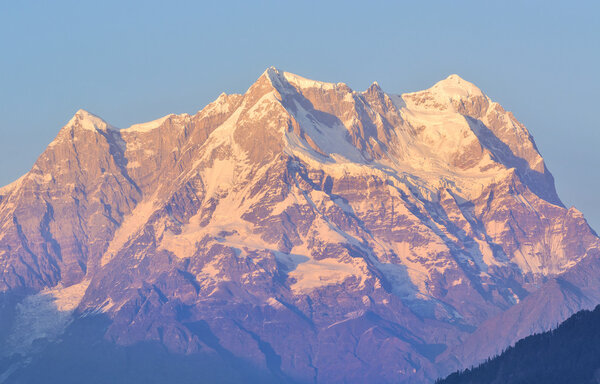 Закат на пике "Chaukhambha"
