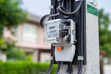 Ev ve ofisteki enerji maliyeti için elektrik ölçüm sayacı.