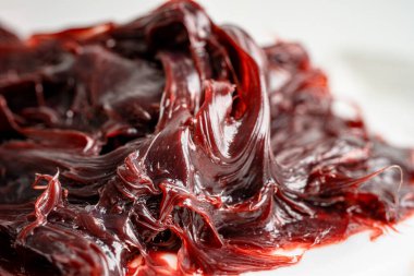 Kırmızı mükemmel su direnci sentetik lityum kompleksi hareket yolu ve otomotiv ve endüstriyel yağlama için makine yağı.