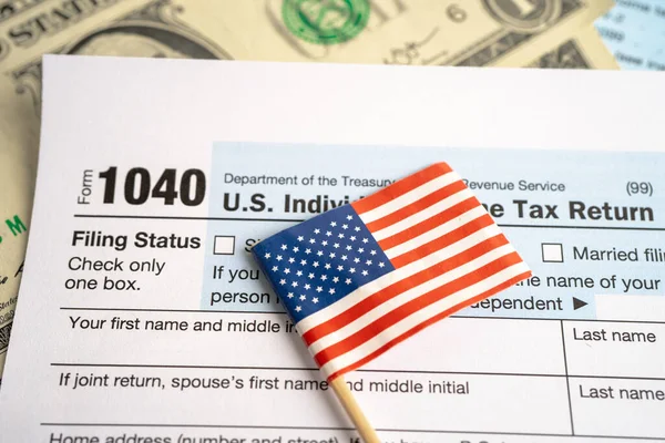 Deklarationsformulär 1040 Med Usa Amerika Flagga Och Dollar Sedel Usa — Stockfoto