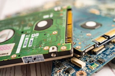 Mikro devre ana bilgisayar elektronik teknolojisi, donanım, cep telefonu, güncelleme, temizlik konsepti.