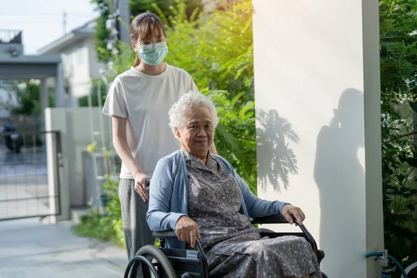 Caregiver Help Care Asian Senior Elderly Old Lady Woman Patient — Stock Photo, Image