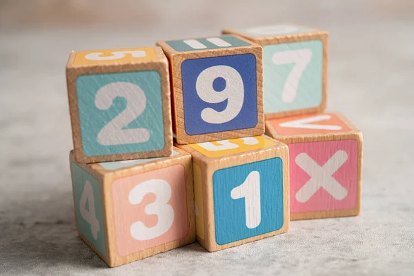 Matemática Número Colorido Sobre Fundo Branco Educação Estudar Matemática Aprendizagem — Fotografia de Stock