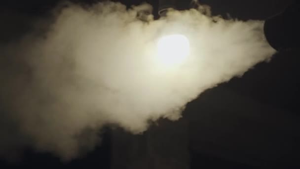 Pipe Eliminating Steam Light Lamp Dark Room Industry Production — Vídeo de Stock