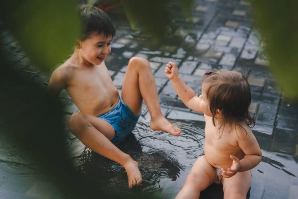Happy Brother Sister Playing Splashing Water Sprinkler Summer Day Child — Photo