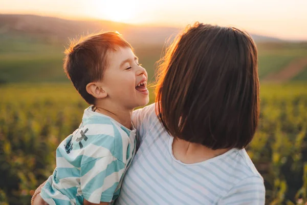 Mother His Playful Son Poses Corn Field Sunset Boy Arms — Stok fotoğraf