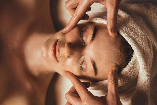 Top View Photo Cosmetologist Making Facial Massage Treatment Patient Woman — Zdjęcie stockowe