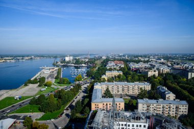 RIGA, LATVIA. 10 Eylül 2021. Riga şehrindeki Andrejsala bölgesi.