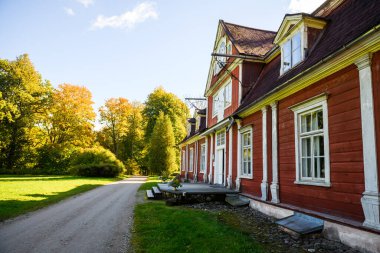 UNGURMUIZA, LATVIA. 26 Eylül 2021. Ungurmuiza malikânesi, Letonya.