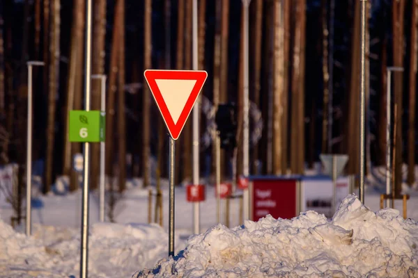Selektivní Zaostření Fotografie Riga Lotyšsko Ledna2021 Uvolnit Cestu — Stock fotografie