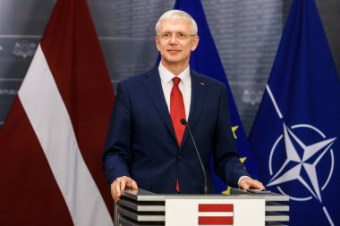 RIGA, LATVIA. 31 Mart 2022. Danimarka Başbakanı Mette Fredriksen, Letonya Başbakanı Krisjanis Karins ile bir araya geldi..