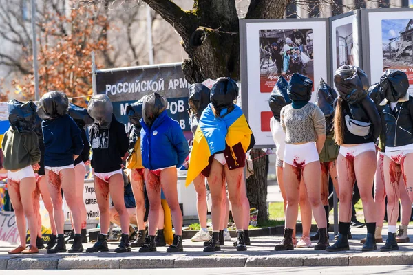 Riga Latvia Abril 2022 Mulheres Letãs Protestam Contra Violência Sexual — Fotografia de Stock