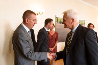 RIGA, LATVIA. 24th August 2022. Graham Stuart (R), Minister of State for Europe of UK meets with Edgars Rinkevics (L), Minister of Foreign Affairs of Latvia.