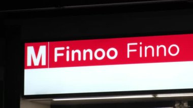 Espoo, Finlandiya - 9 Eylül 2021: Yepyeni Metro İstasyonu Finnoo.
