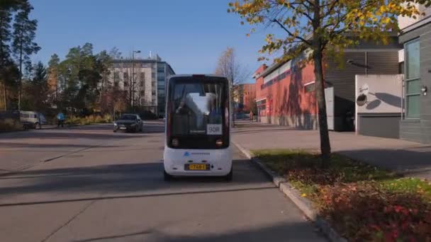 Helsinki Finlândia Outubro 2021 Projeto Piloto Ônibus Robô Elétrico Autônomo — Vídeo de Stock