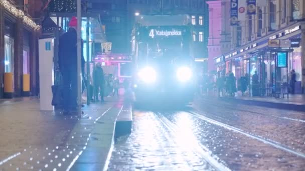 Helsinki Finlandia Noviembre 2021 Forcity Smart Artic Helsinki Tranvía Calle — Vídeos de Stock