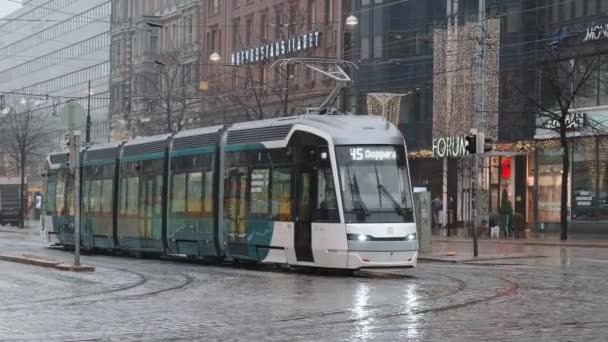 Helsingfors November 2021 Den Helt Nya Spårvagnen Forcity Smart Artic — Stockvideo
