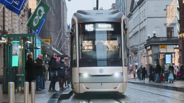 Helsinky Finsko Listopadu 2021 Zbrusu Nová Tramvaj Forcity Smart Artic — Stock video