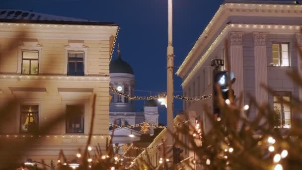 Χριστουγεννιάτικη Διακόσμηση Στο Δρόμο Της Κεντρικής Ελσίνκι Φινλανδία — Αρχείο Βίντεο