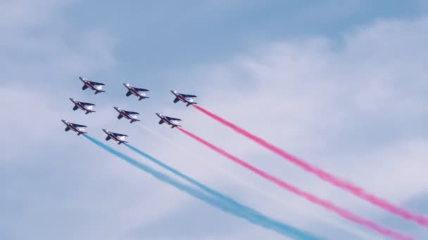 2021年8月6日 芬兰赫尔辛基 法国空军展示队Patrouille France在Kaivopuisto Air Show — 图库视频影像