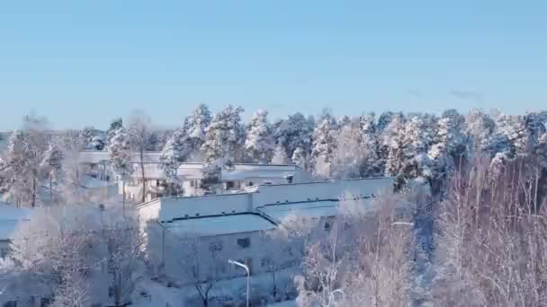 View of the neighborhood after the strong snowstorm. — Stock Video