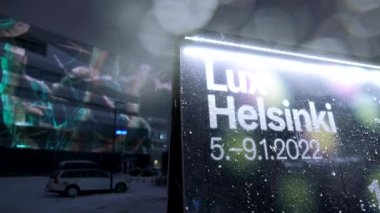 Lux Helsinki Işık Festivali şehrin merkezinde