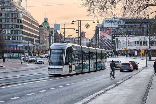 Die brandneue Straßenbahn ForCity Smart Artic Jokeri X54, Helsinki — Stockfoto