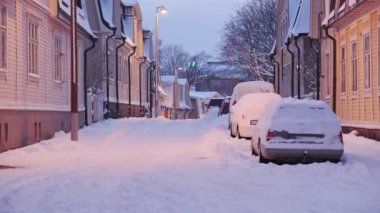 Karlı kış mevsiminde Puu Vallila 'nın manzarası.