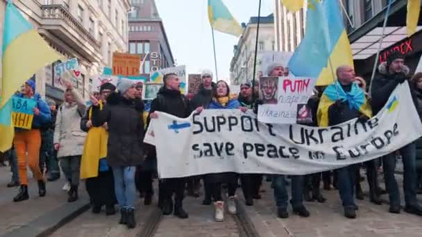 ウクライナにおけるロシアの侵略に対するデモ — ストック動画