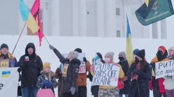 Manifestação contra a agressão russa na Ucrânia — Vídeo de Stock