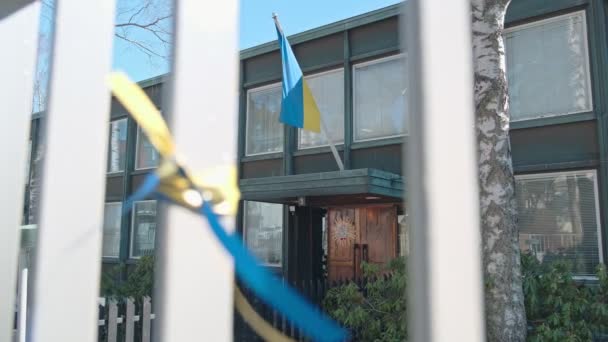 Velvyslanectví Ukrajiny v Helsinkách, Finsko — Stock video