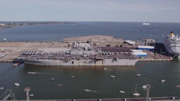 Ελσίνκι Φινλανδία Αυγούστου 2022 Πολεμικό Πλοίο Uss Kearsarge Lhd Προσάραξε — Αρχείο Βίντεο