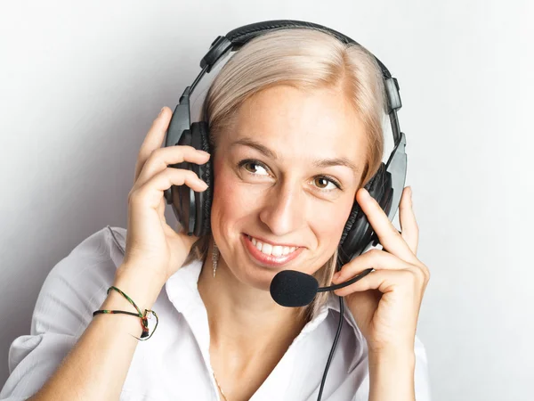 Retrato de telefonista sorridente Imagens De Bancos De Imagens Sem Royalties