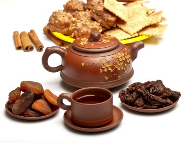 kurutulmuş meyve ve çay