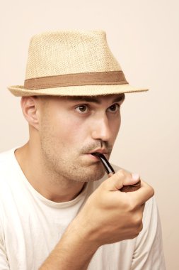 çekici bir delikanlı ile tüp yasaktır