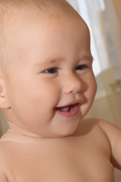 Criança feliz de nove meses — Fotografia de Stock