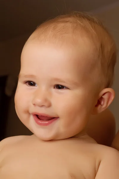 Feliz niño de nueve meses —  Fotos de Stock