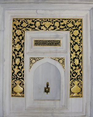 istanbul'daki eski çini