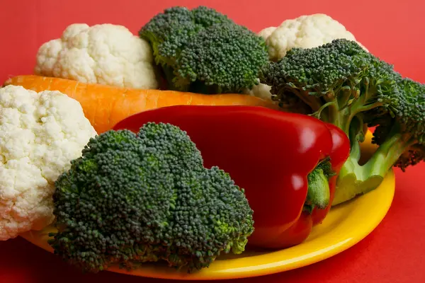 Cauliflower, broccoli, carrots. — Stock Photo, Image