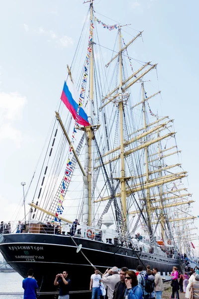 Międzynarodowe regaty scf czarny morze wysokie statki regata 2014, Warna, Bułgaria — Zdjęcie stockowe