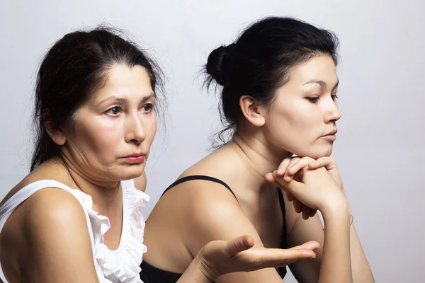 Portrait of daughter and her mother — Stock Photo, Image