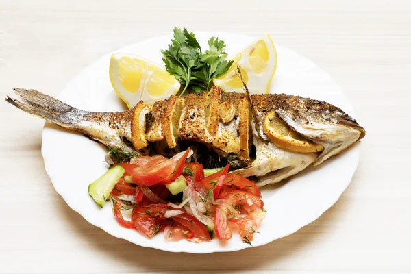 Peixe cozido peixe dourado — Fotografia de Stock