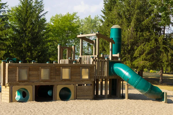 Struktura zabaw dla dzieci — Zdjęcie stockowe