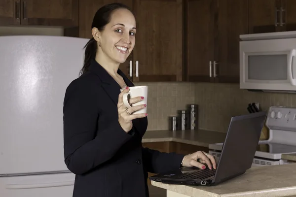 Business woman working from home. — Stock Photo, Image