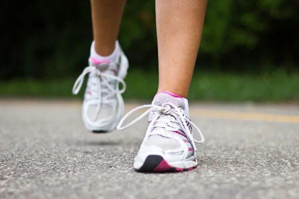 Running shoes close-up. Female runner. — Stock Photo, Image