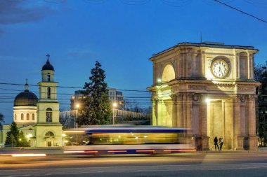 Moldova Chisinau Büyük Millet Meclisi Meydanı Zafer Kemeri